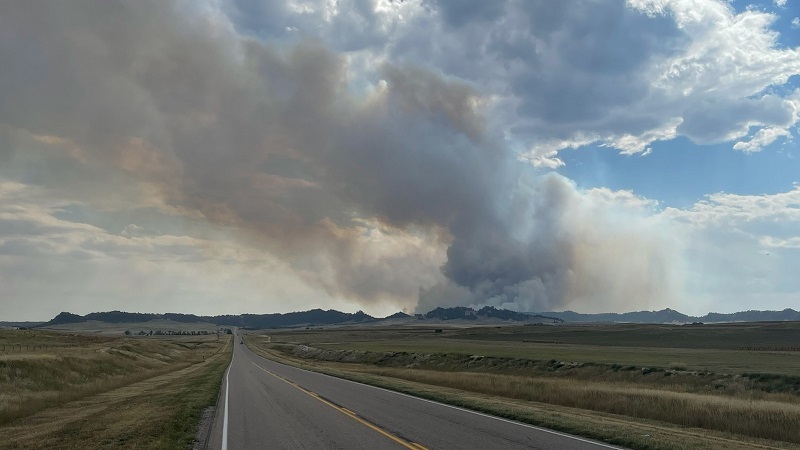 KNEB-AM 960 AM – 100.3 FM - Firefighters Battling Blaze in Pine Ridge ...