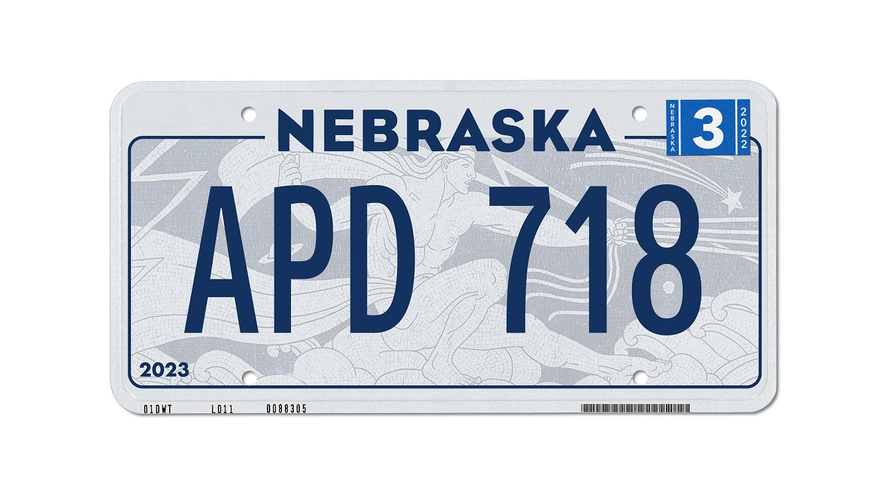 Governor, First Lady Unveil New Nebraska License Plate Design