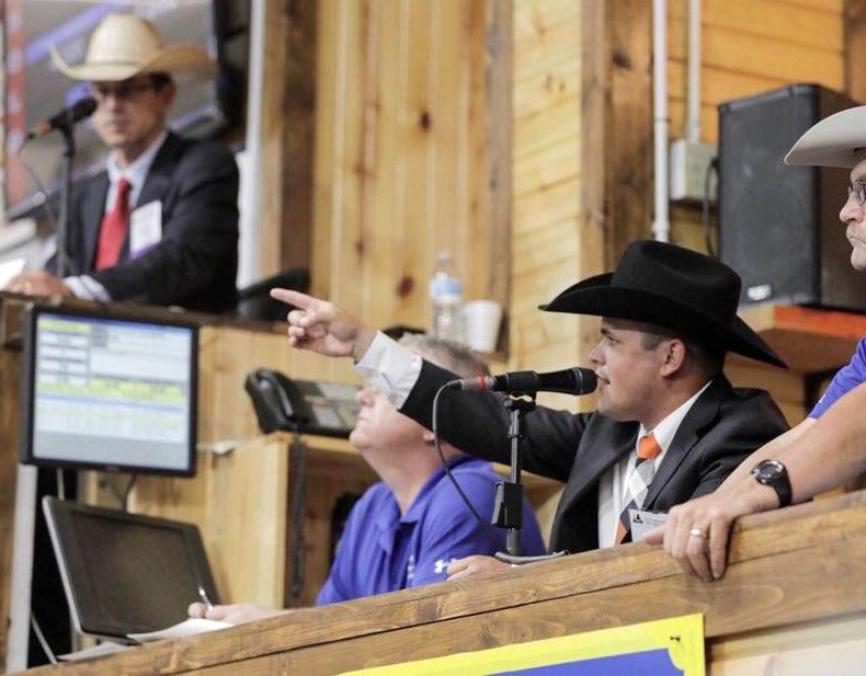 KMOR Torrington Livestock Markets to host World Champion Auctioneer