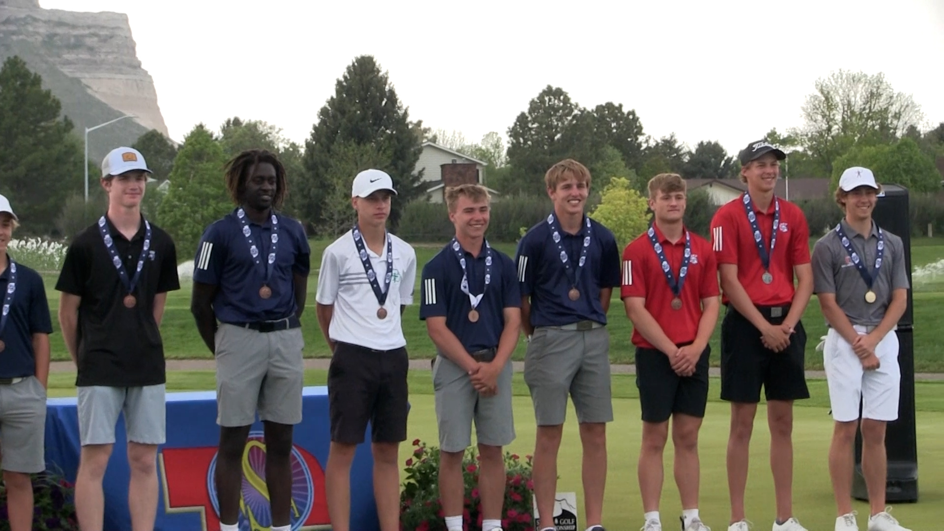 Treyton Baehr, York Dukes Take 1st at Class B Boy’s State Golf Championship