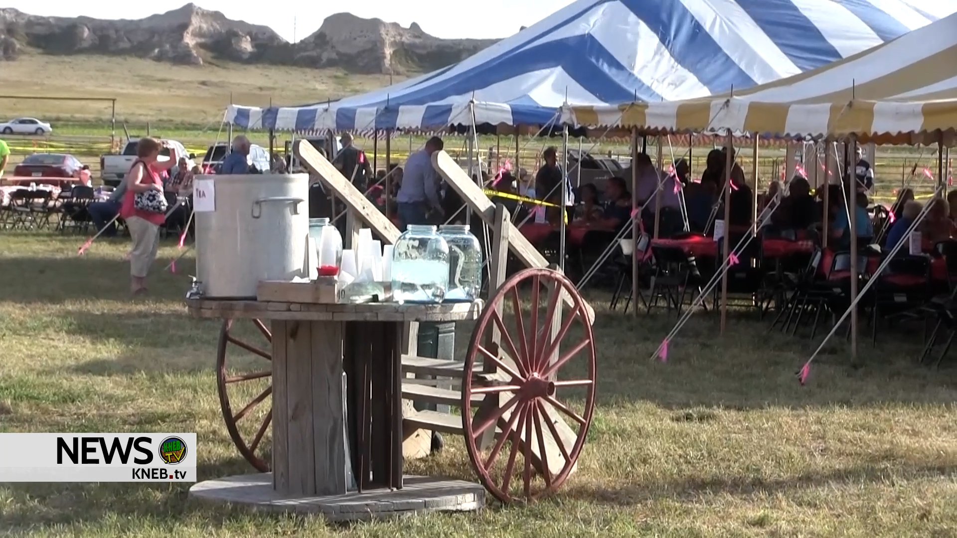 Oregon Trail Wagon Train Returning to Gering