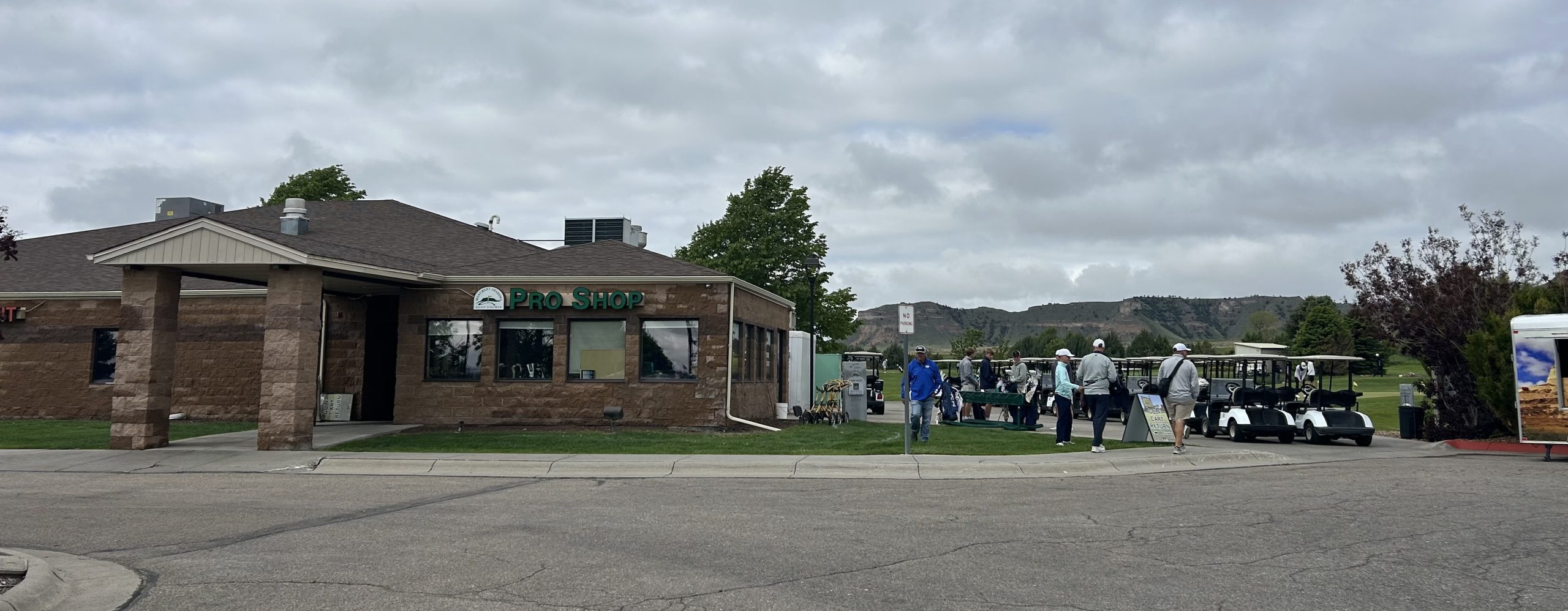 KNEB-AM 960 AM – 100.3 FM - Class B State Golf Tournament in Gering ...
