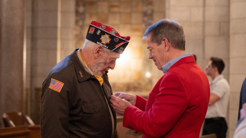 Pillen, State officials honor Vietnam War-era veterans