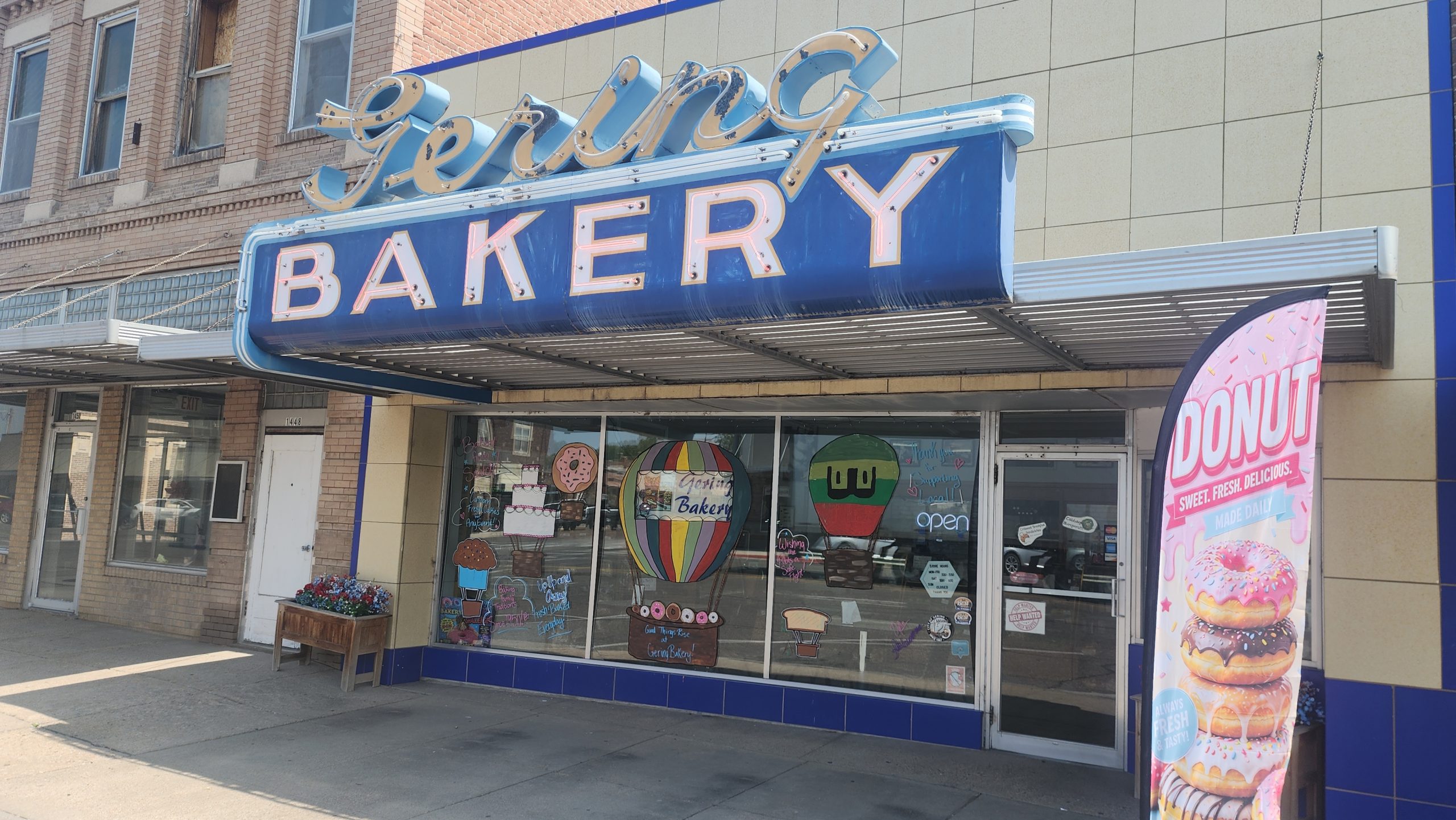 Winners Announced for 2026 Old West Balloon Fest Adopt-a-Pilot Window Decorating Contest