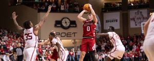 Essegian returning for Huskers