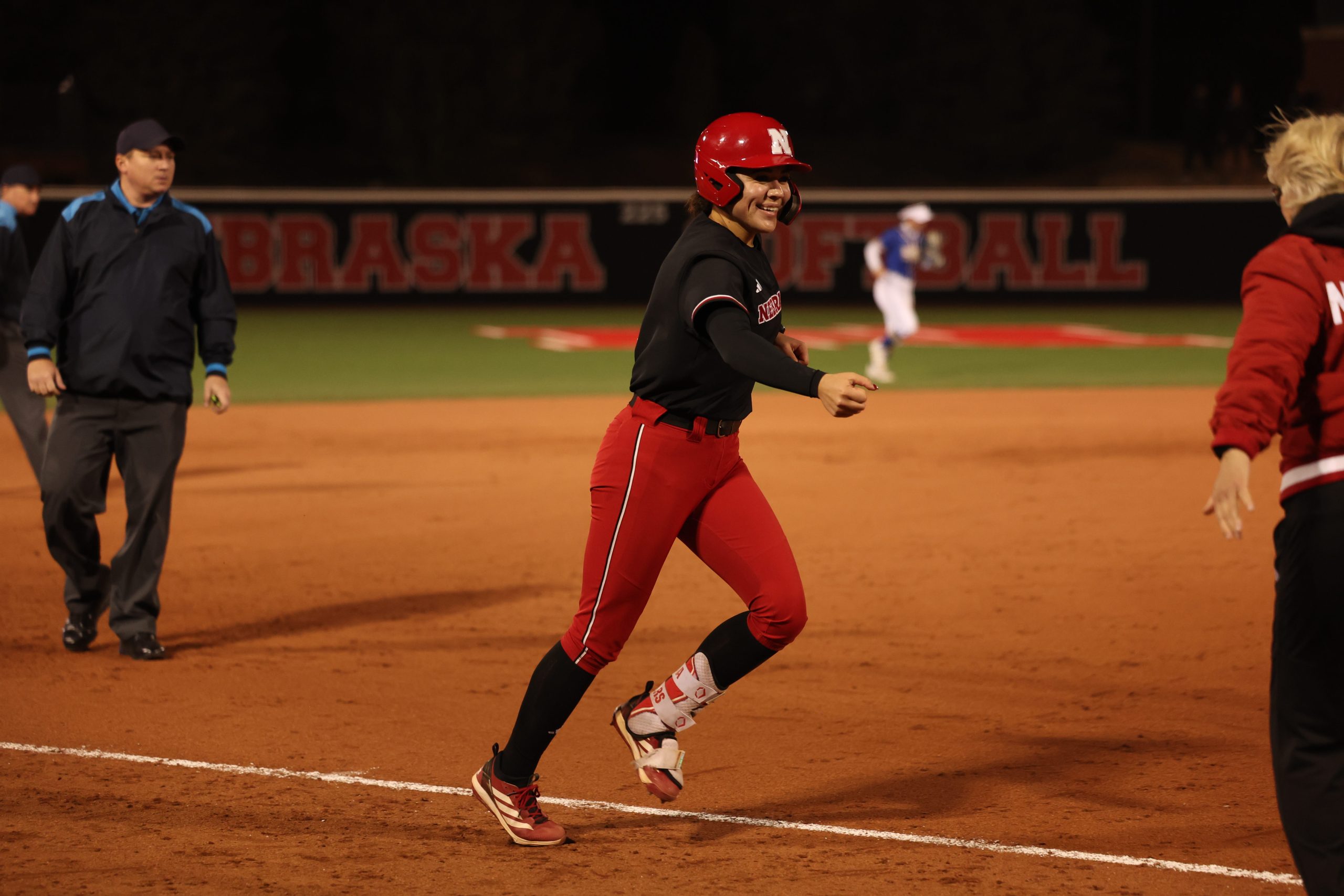 Huskers Sweep South Dakota State on Thursday