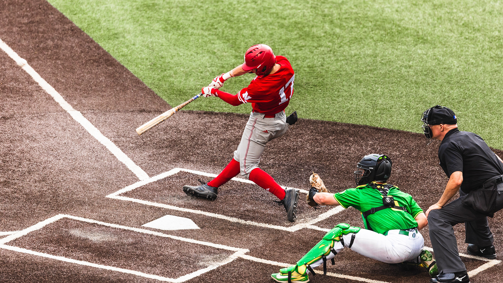 KRVN 880 – KRVN 93.1 – KAMI - Huskers come up short at Oregon
