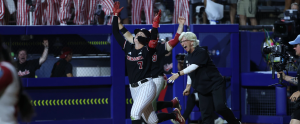 Kuszak hits walk-off blast to give Huskers win over Arkansas in 10 innings in WCWS
