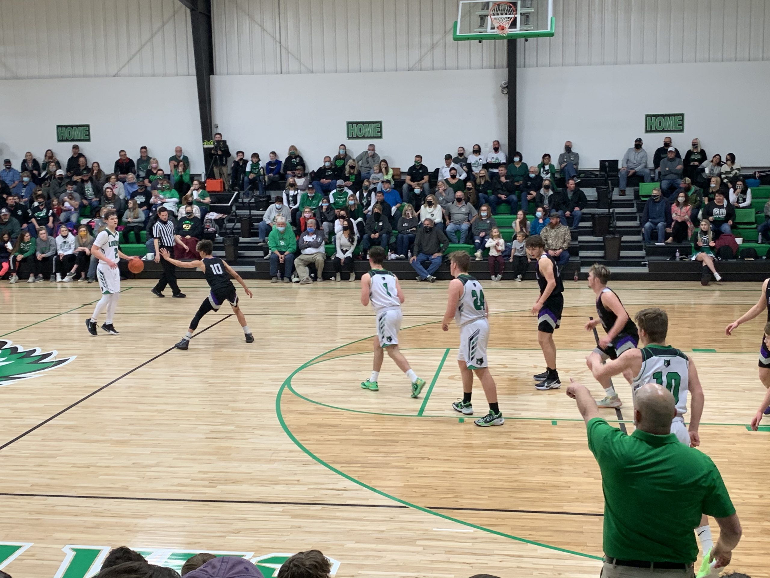 KRVN 880 – KRVN 93.1 – KAMI - (AUDIO) - Loomis Boys Avoid Upset Bid by ...