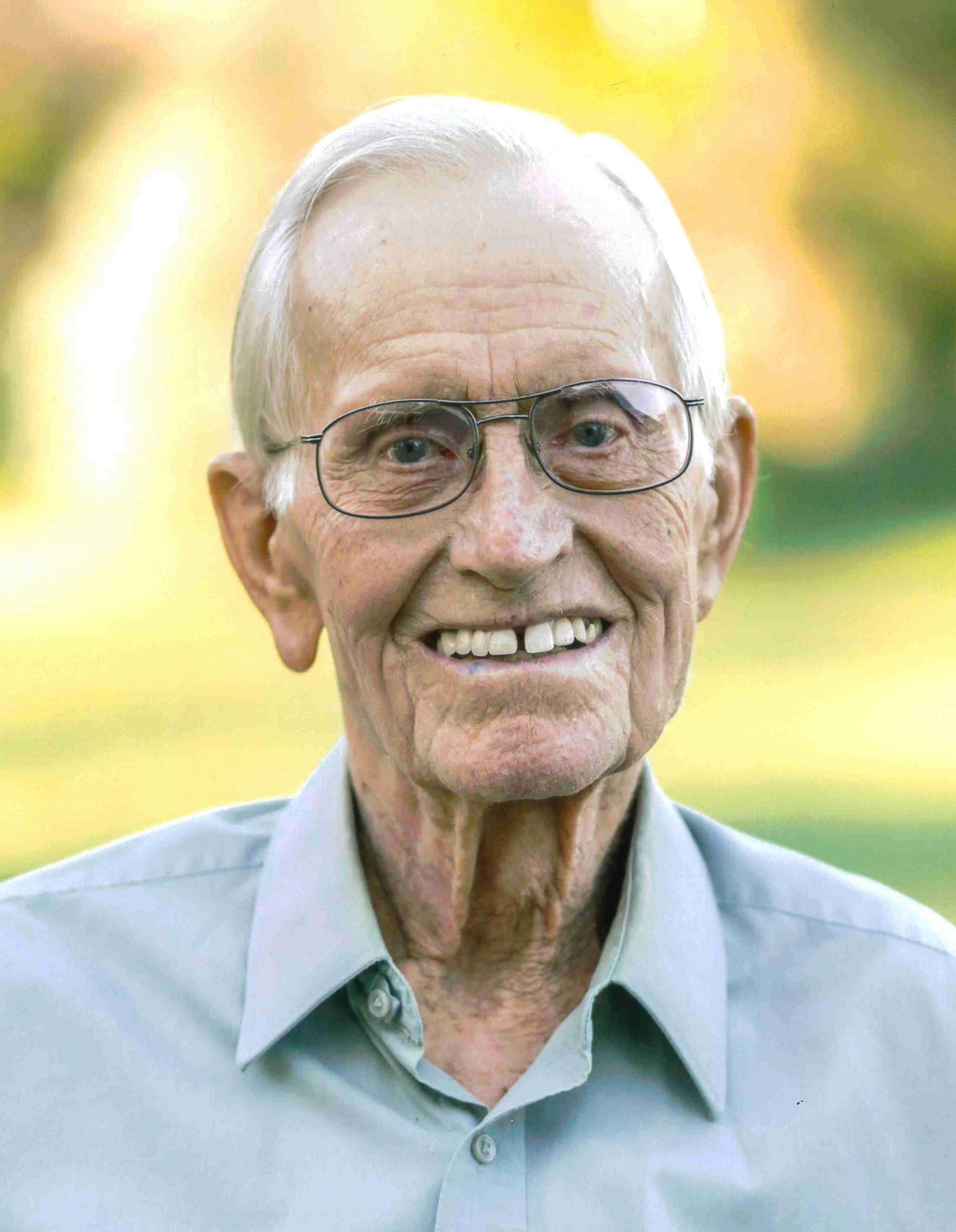 KUVR - Howard P. Nelson, 94, of Holdrege