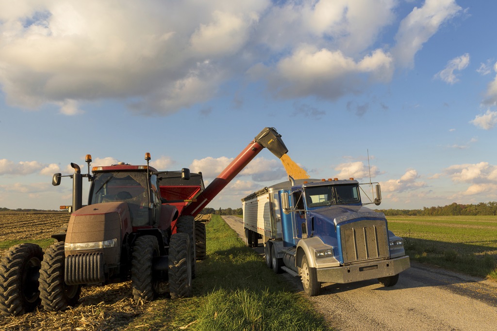 Tuesday Fontanelle Final Bell with Jeff Peterson of Heartland Farm Partners
