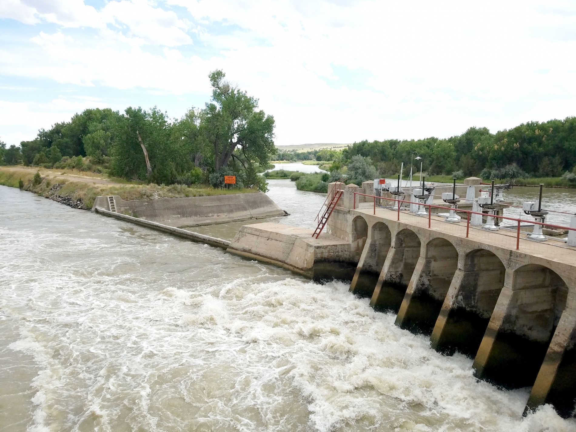 Husker team leading $6M project to study waterways' changing ecology - Vimarsana News