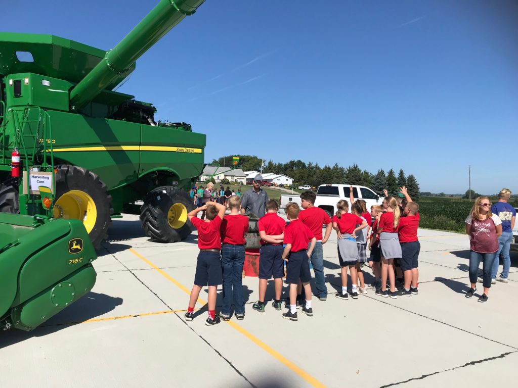 Northeast Nebraska Corn Growers Hosted 250 5th Grade Students