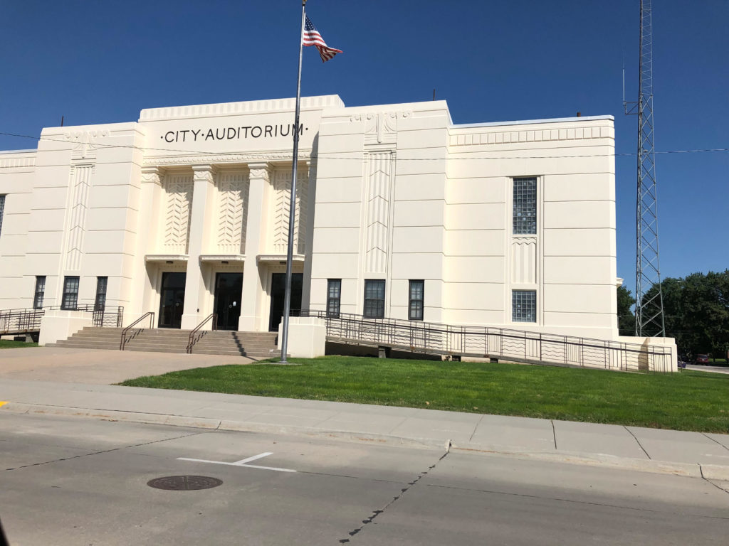 Majority Of Residents Want To Keep City Auditorium