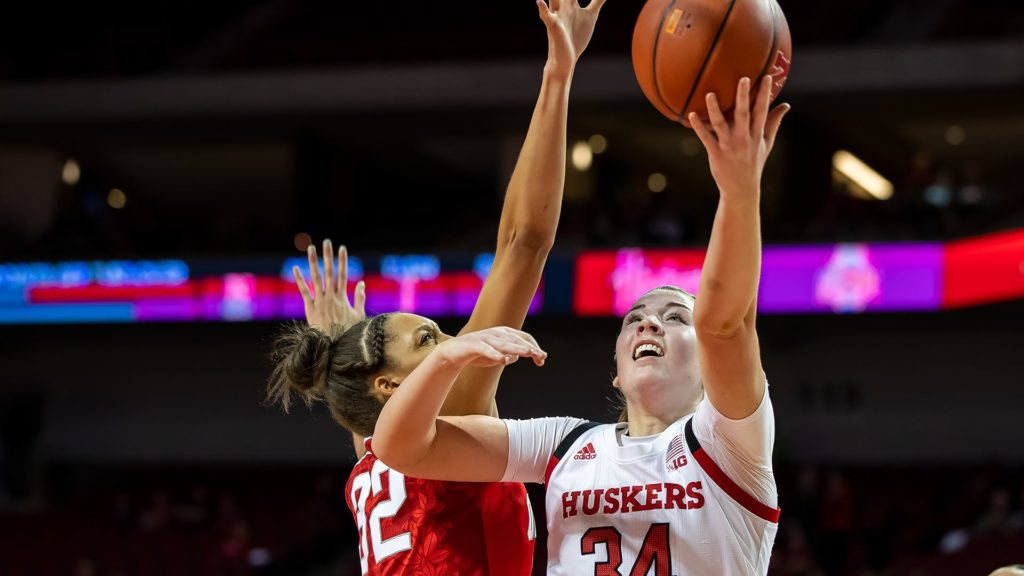 Huskers Falter In Second Half