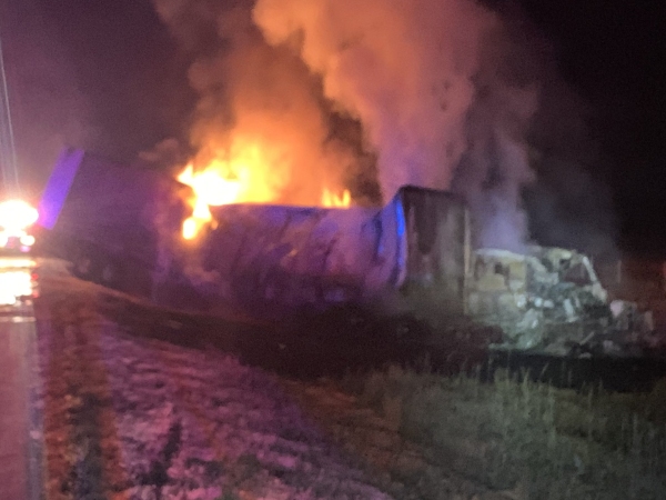 Two semi crash, no injuries