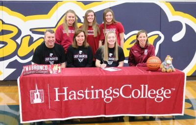 Bauer Signs With Hastings College