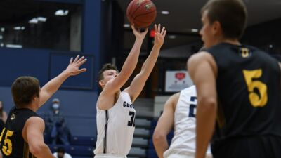 Dawgs fall at defending GPAC regular-season champ